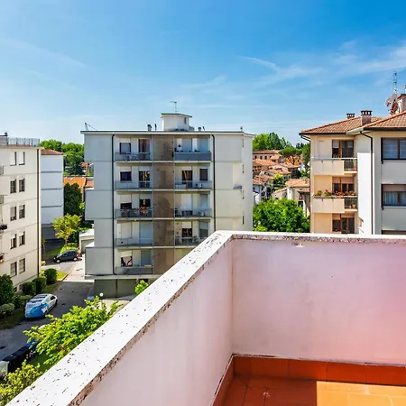 Apartament Lnd 15- Attico 2 Balcone Parcheggi Gratis Ascensore Piza