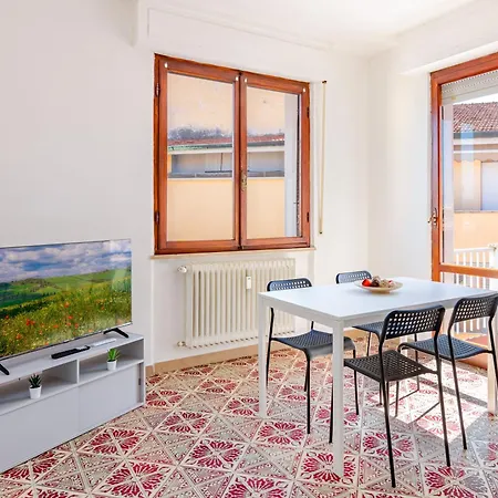 Attico 2 Balcone Parcheggi Gratis Ascensore *