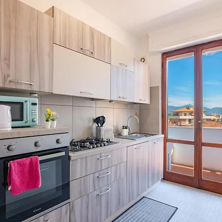 Apartment Attico 2 Balcone Parcheggi Gratis Ascensore